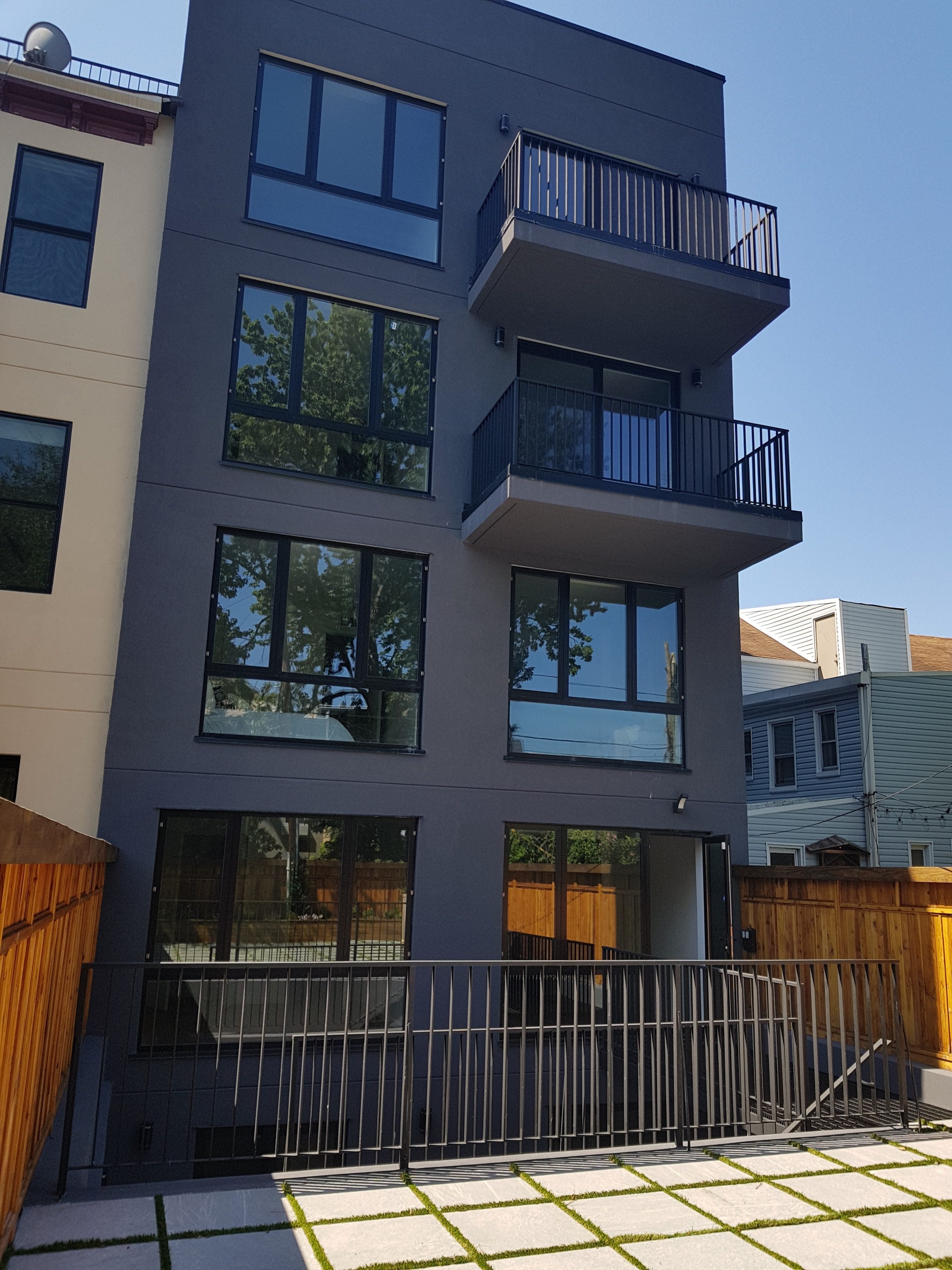 Read more about the article Devoe 221 St., Brooklyn. NY